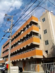 ハイロ－ズマンション１号館の物件外観写真